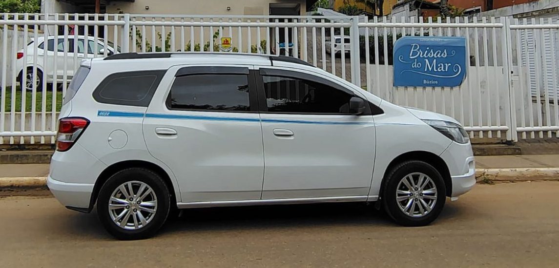 Transporte executivo confortável para o City Tour de Búzios até Arraial do Cabo