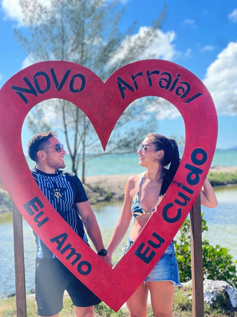 Monumento Eu Amo Novo Arraial em Arraial do Cabo para fotos incríveis